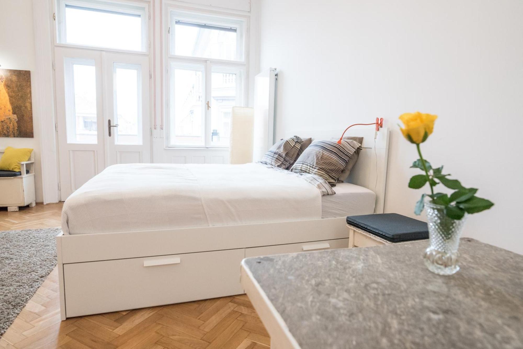 Newsunny Apartment At The Budacastle Budapest Luaran gambar